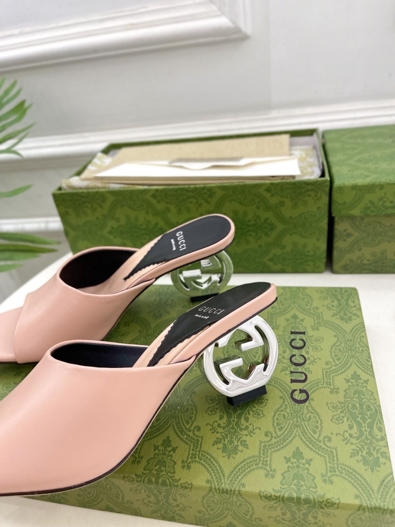 Gucci Flat Shoes